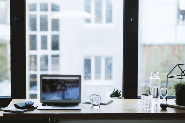 How to Create a Comfortable and Productive Home Office Space